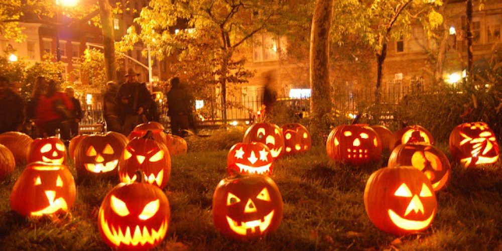 http://www.aqua-villa.info/wp-content/uploads/2013/10/halloween.jpg